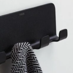 Tiger Colar - Handdoekhaak Multi - Zwart 17 Tiger Colar - Handdoekhaak Multi - Zwart -Thuis Badkamer 1196x1200 15