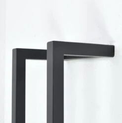 LOFT42 Wandhanddoekenrek Small - Zwart - Metaal - 67x20x15 11 LOFT42 Wandhanddoekenrek Small - Zwart - Metaal - 67x20x15 -Thuis Badkamer 1197x1200 1