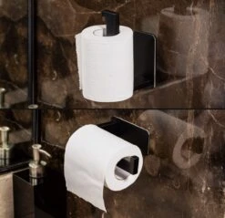 Merkloos Novalits - RVS Toiletrolhouder Zonder Boren - WC Rolhouder Zelfklevend - Inclusief RVS Handdoekhaakje - Zwart -Thuis Badkamer 1200x1163