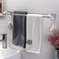 Merkloos Decopatent® Dubbele Handdoekrek - Handdoekhouder 2 Haken - Badkamer - Keuken - Zonder Boren - Handdoekenstang - Handdoekenrek 14 Merkloos Decopatent® Dubbele Handdoekrek - Handdoekhouder 2 Haken - Badkamer - Keuken - Zonder Boren - Handdoekenstang - Handdoekenrek -Thuis Badkamer 1200x1200 63