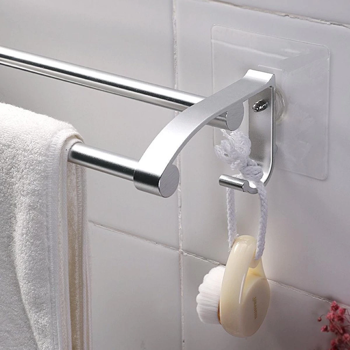 Merkloos Decopatent® Dubbele Handdoekrek - Handdoekhouder 2 Haken - Badkamer - Keuken - Zonder Boren - Handdoekenstang - Handdoekenrek 8 Merkloos Decopatent® Dubbele Handdoekrek - Handdoekhouder 2 Haken - Badkamer - Keuken - Zonder Boren - Handdoekenstang - Handdoekenrek - Afbeelding 6