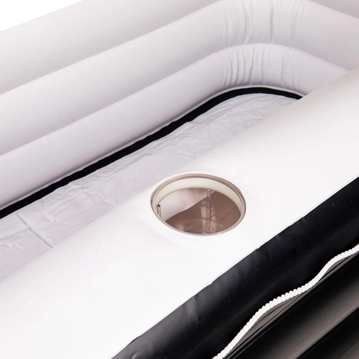 FlowMotion Opblaasbaar Ligbad Met Afdekhoes - Inclusief Pomp En Opbergtas - Ligbad - Zitbad - Zwembad - Opblaasbare Badkuip - Opblaas Bad - Bathtub - Jacuzzi - Opvouwbaar Bad - Badkuip 5 FlowMotion Opblaasbaar Ligbad Met Afdekhoes - Inclusief Pomp En Opbergtas - Ligbad - Zitbad - Zwembad - Opblaasbare Badkuip - Opblaas Bad - Bathtub - Jacuzzi - Opvouwbaar Bad - Badkuip - Afbeelding 3