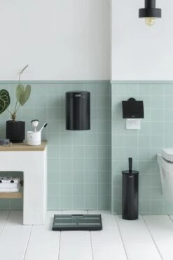 Brabantia WC Borstel - Met Houder - Matt Black -Thuis Badkamer 799x1200 10