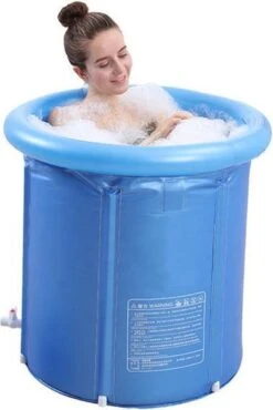 OpblaasbaarDirect | Opblaasbaar Bad - 1 Persoons Balkonbad - IJsbad / Tub Met Afvoerslang En Opblaasbare Rand - Met Comfortable Zitting - 75x80cm - Ijschallenge 10 OpblaasbaarDirect | Opblaasbaar Bad - 1 Persoons Balkonbad - IJsbad / Tub Met Afvoerslang En Opblaasbare Rand - Met Comfortable Zitting - 75x80cm - Ijschallenge -Thuis Badkamer 802x1200 2