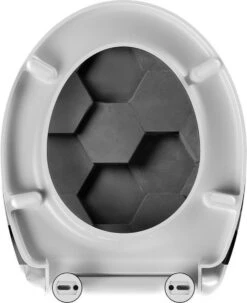 SCHÜTTE WC-Bril 82392 GREY HEXAGONS - Duroplast - Soft Close - Afklikbaar - RVS-Scharnieren - Decor - 3-zijdige Print 14 SCHÜTTE WC-Bril 82392 GREY HEXAGONS - Duroplast - Soft Close - Afklikbaar - RVS-Scharnieren - Decor - 3-zijdige Print -Thuis Badkamer 977x1200 14